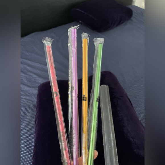 Reusable Silicone Boba Straws, Extra Large Bubble Tea Smoothie Straws, Pack of 4 - Picture 5 of 9